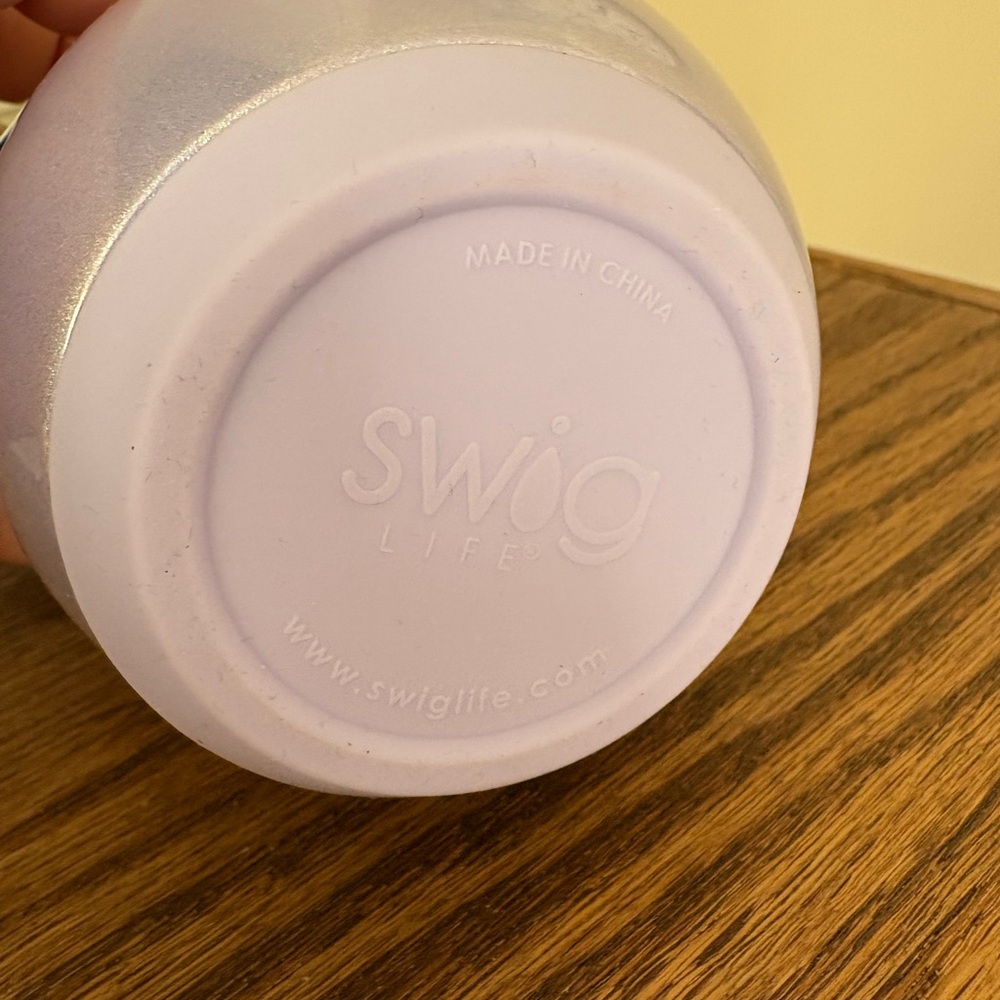 Swig Lavender Stainless Steel Tumbler - Picture 4 of 5